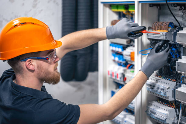 Best Local Electrician Companies  in Seguin, TX